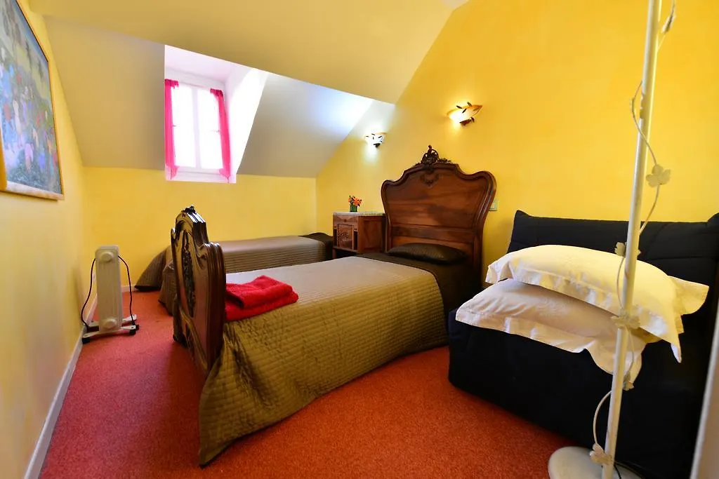 Au Pied Du Chateau Lourdes Bed & Breakfast