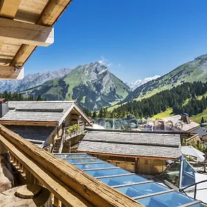 https://marc-veyrat-la-maison-des-bois.hotels-rhonealpes.com
