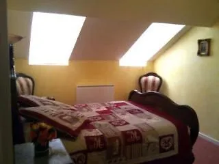 ** Bed & Breakfast Au Pied Du Chateau Lourdes France